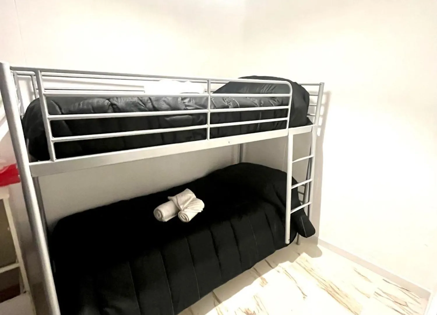 Mada'S Apartment Comfort Bari Holiday home